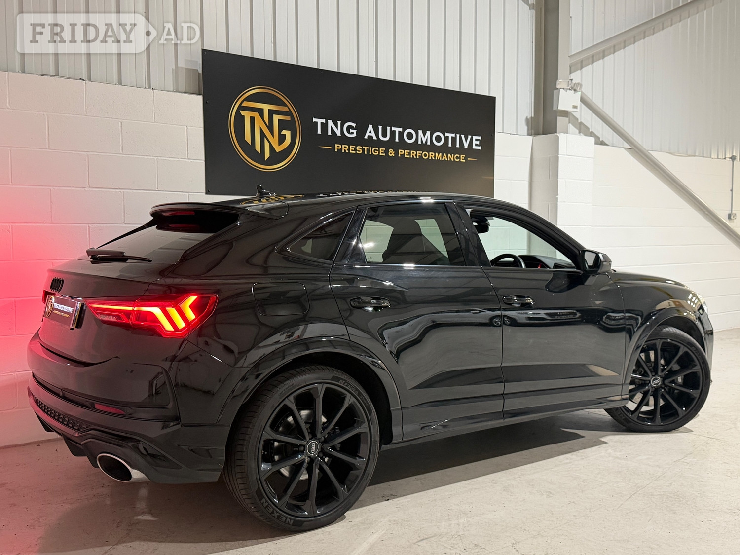 [ berth ]Audi RS Q3
