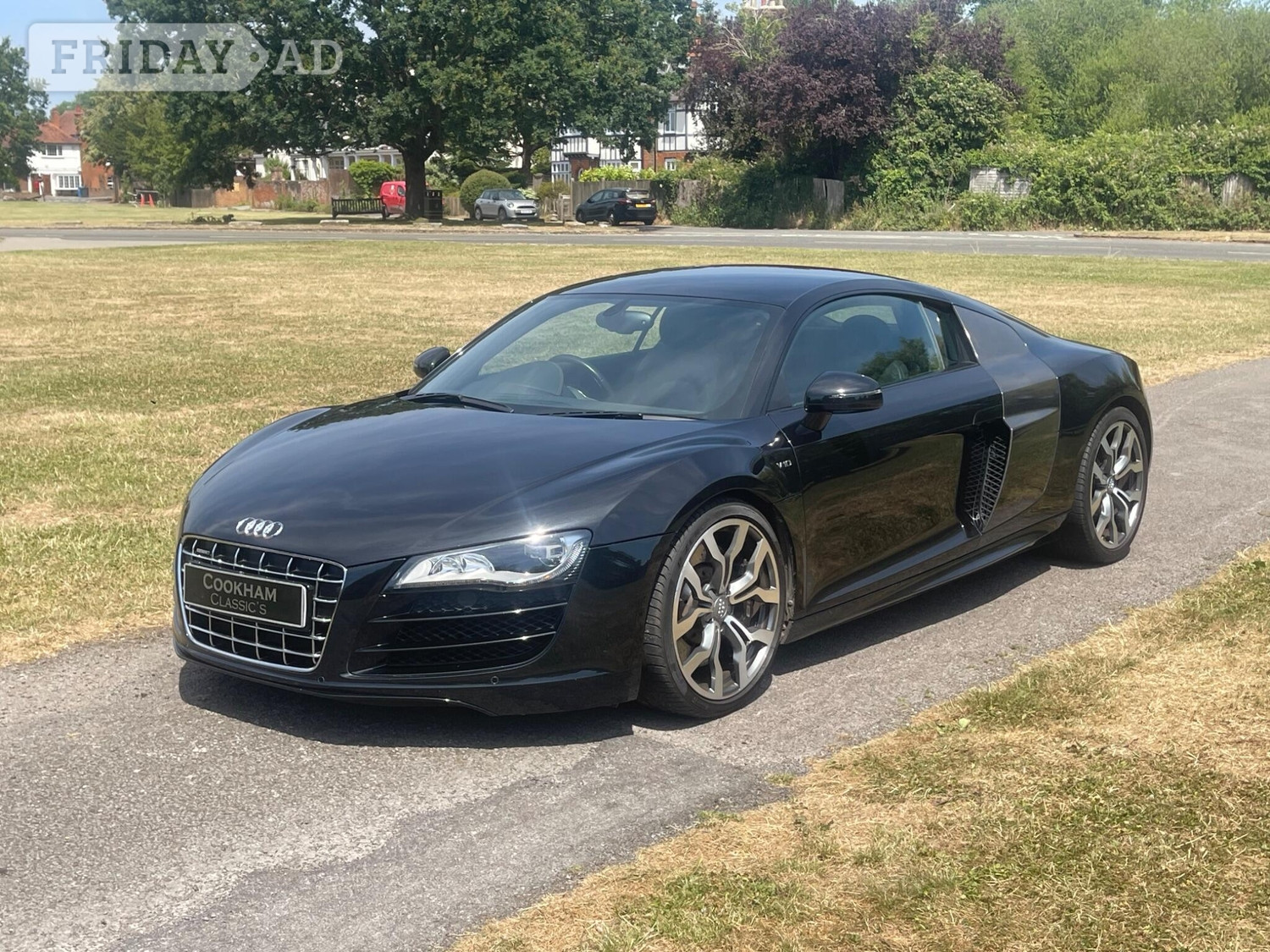 [ berth ]Audi R8