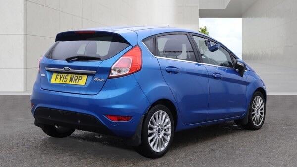 Ford Fiesta 2015 - Cars in Slough