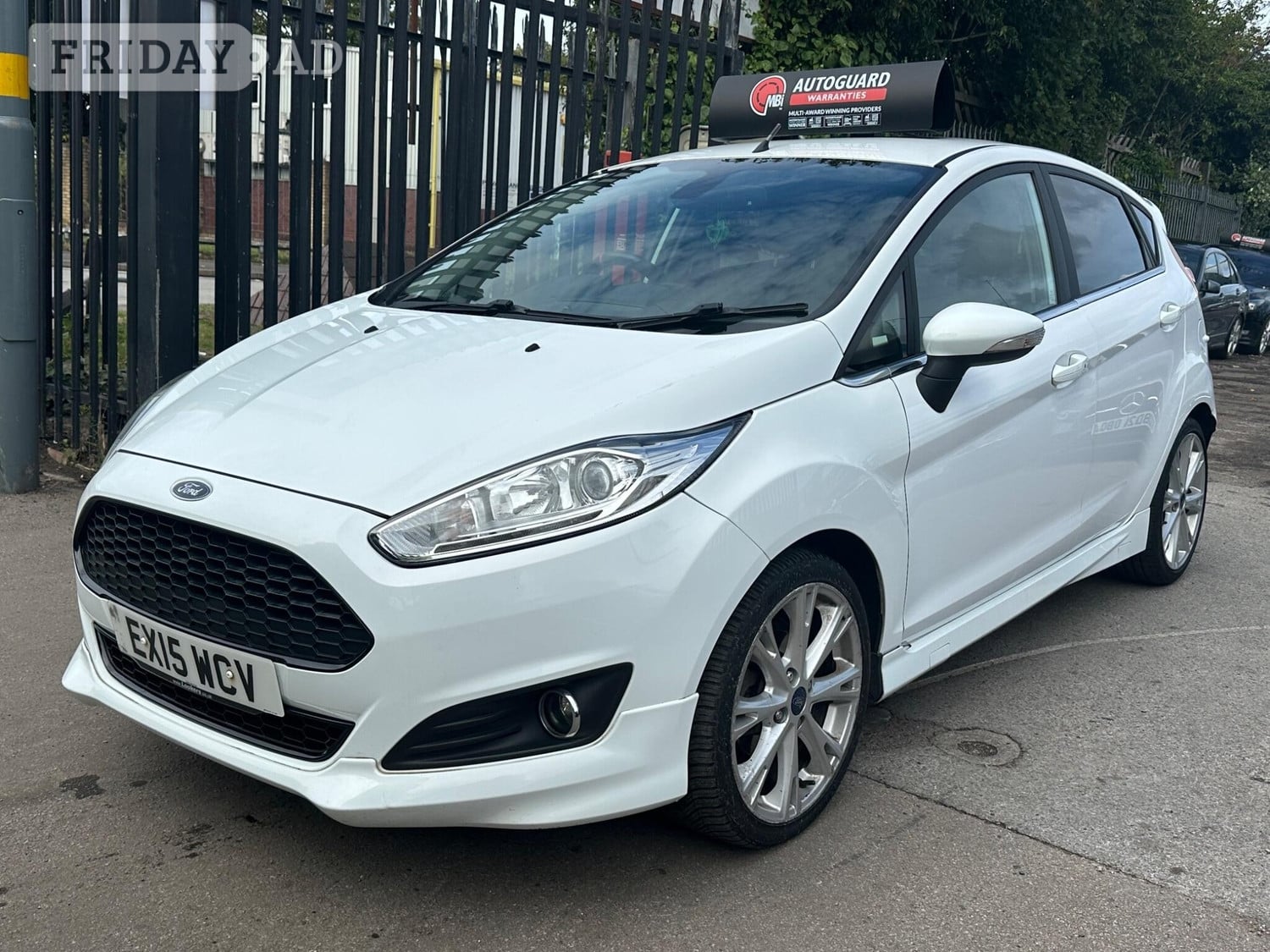[ berth ]Ford Fiesta