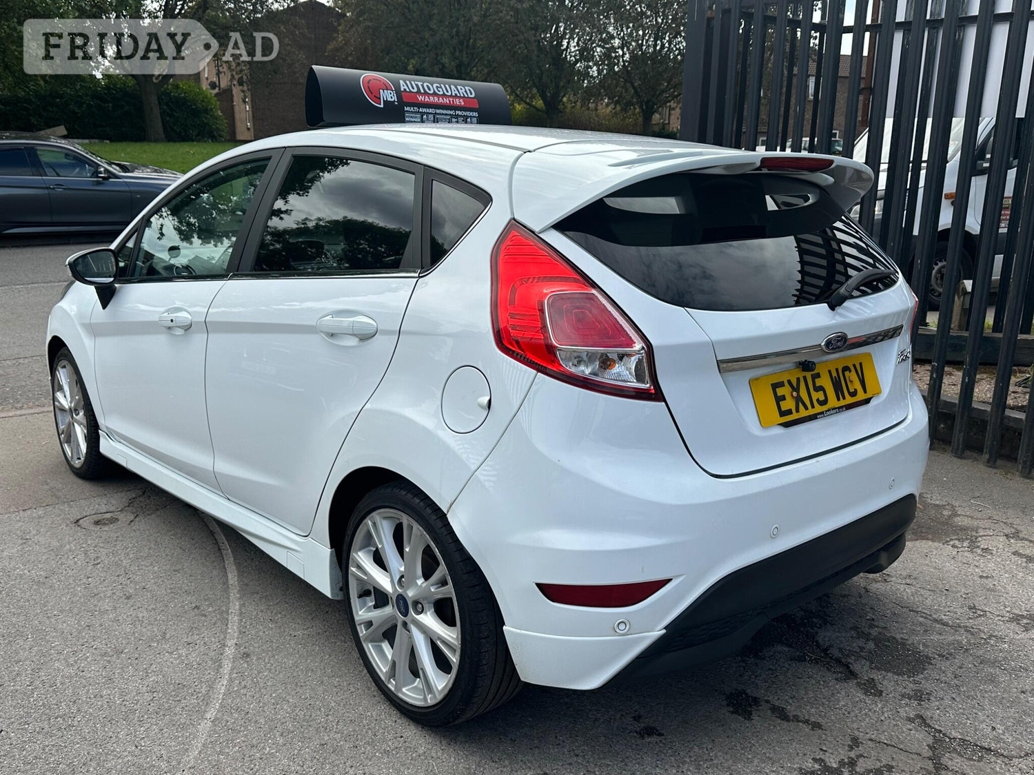 Ford Fiesta 2015 - Cars