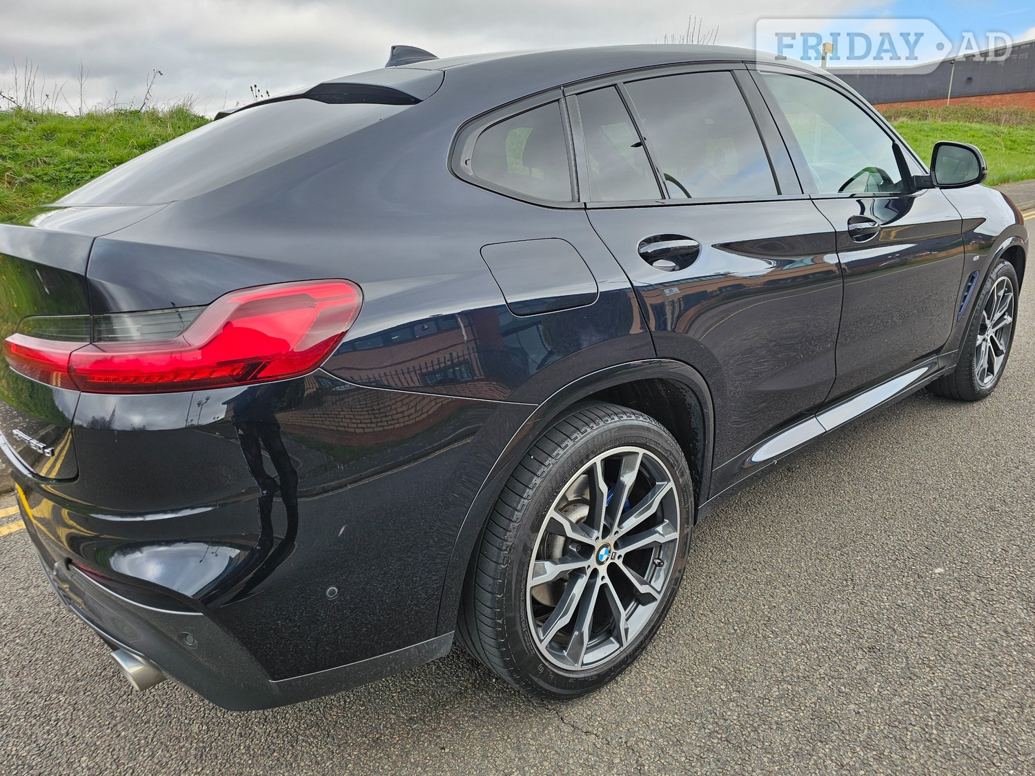 [ berth ]BMW X4