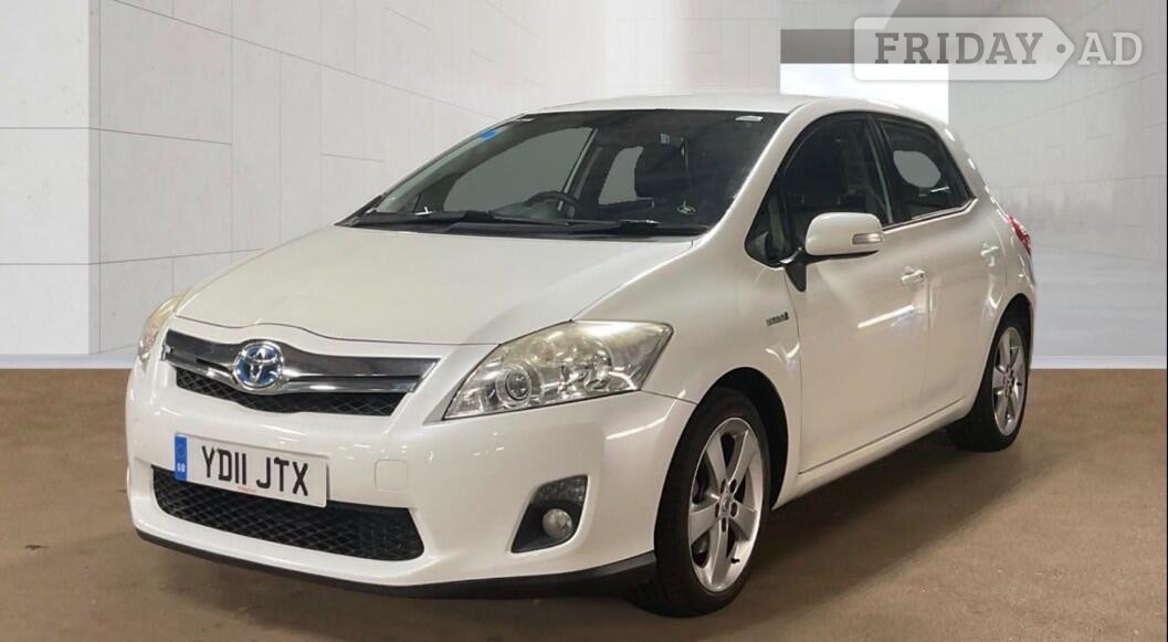 Toyota Auris 2011 in Chatham