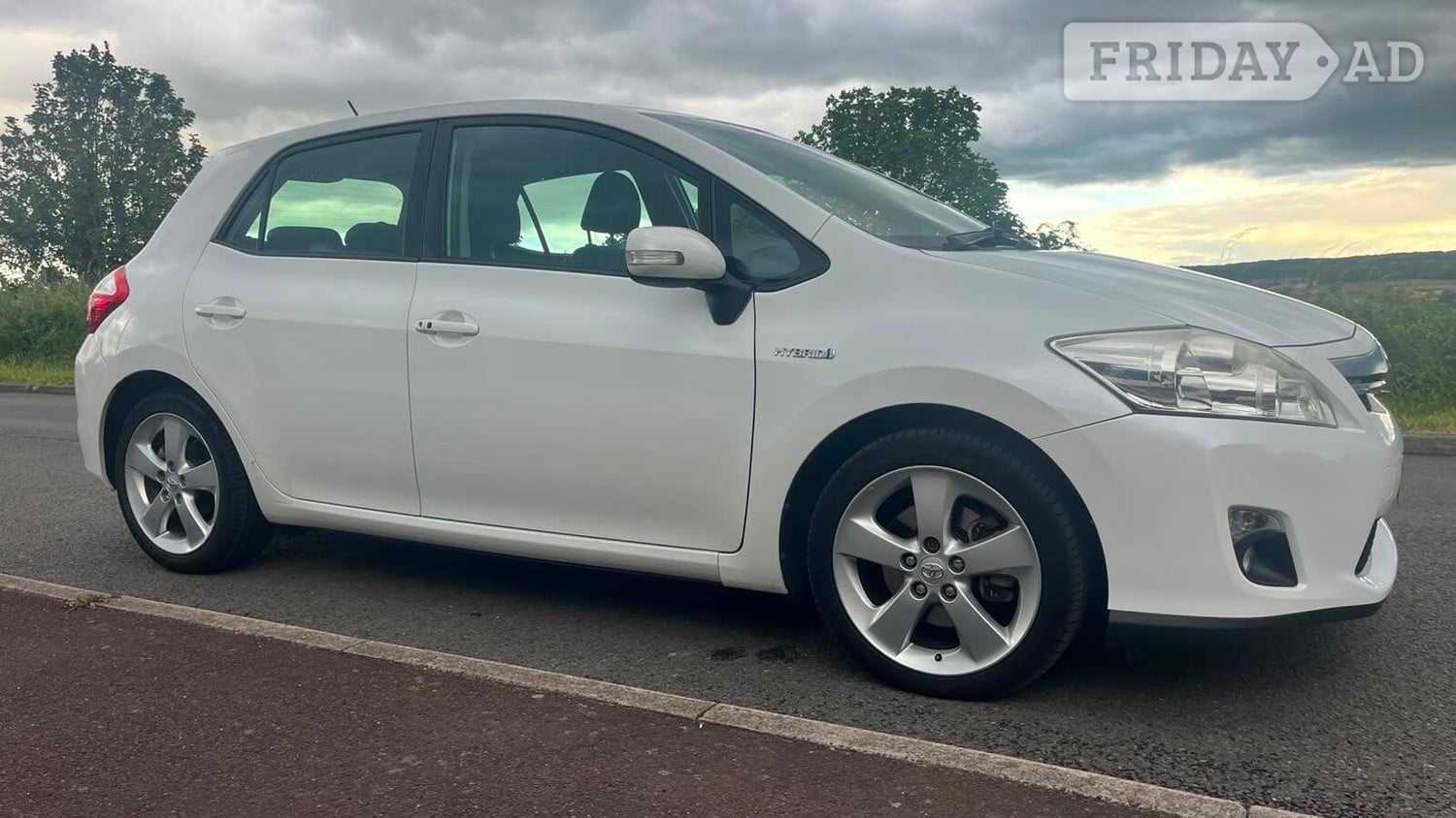 Toyota Auris 2011 - Cars