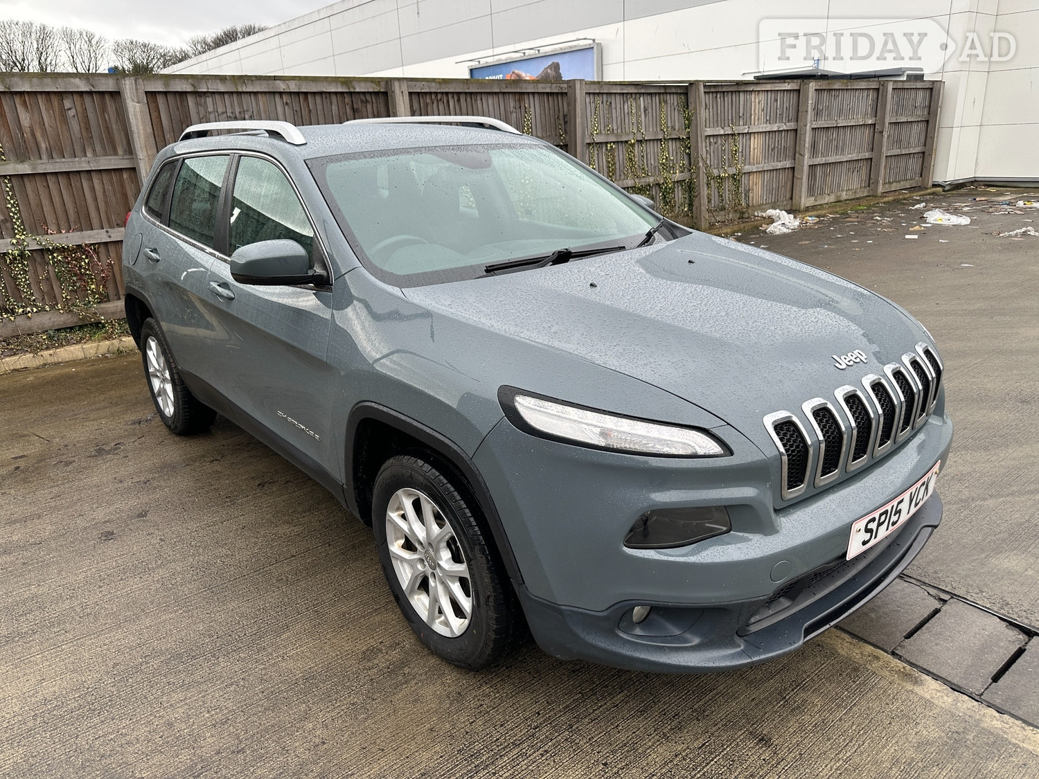 Jeep Cherokee 2015 in Broxburn