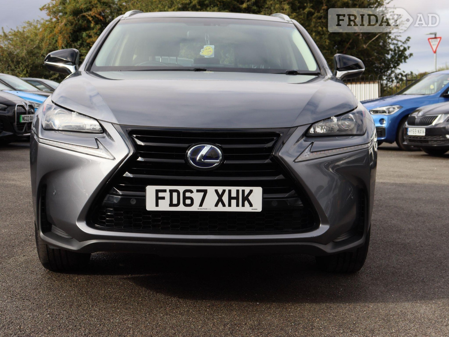 Lexus NX 2017 - Cars