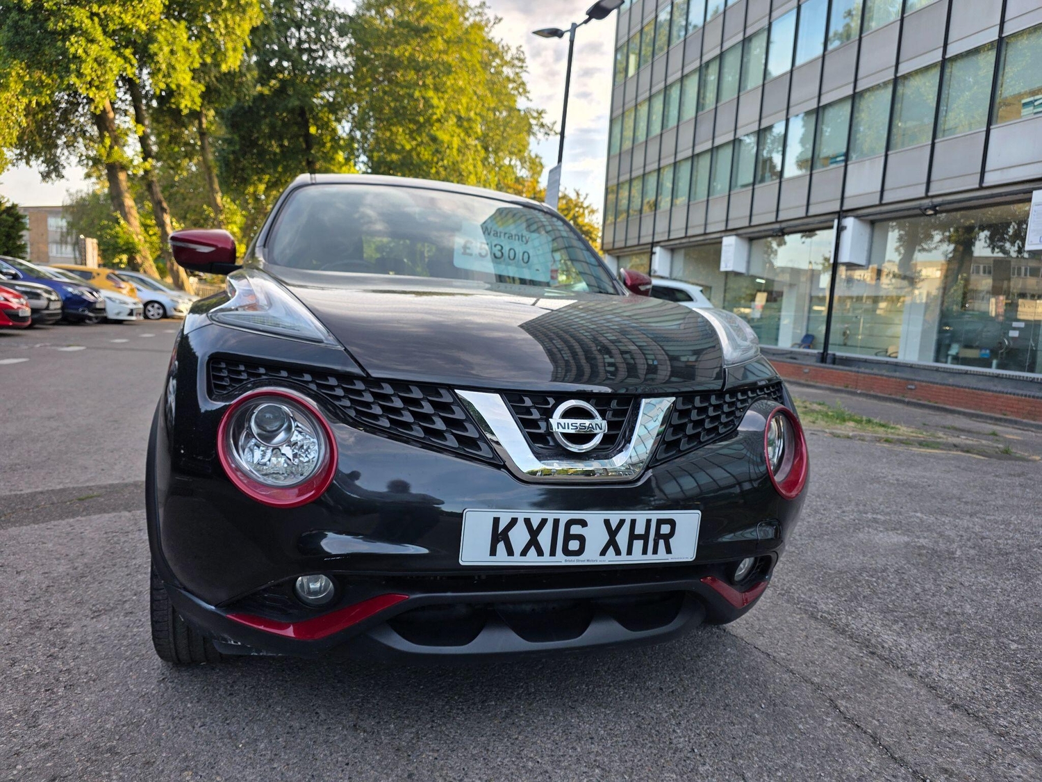 Nissan Juke 2016 - Cars in Hounslow