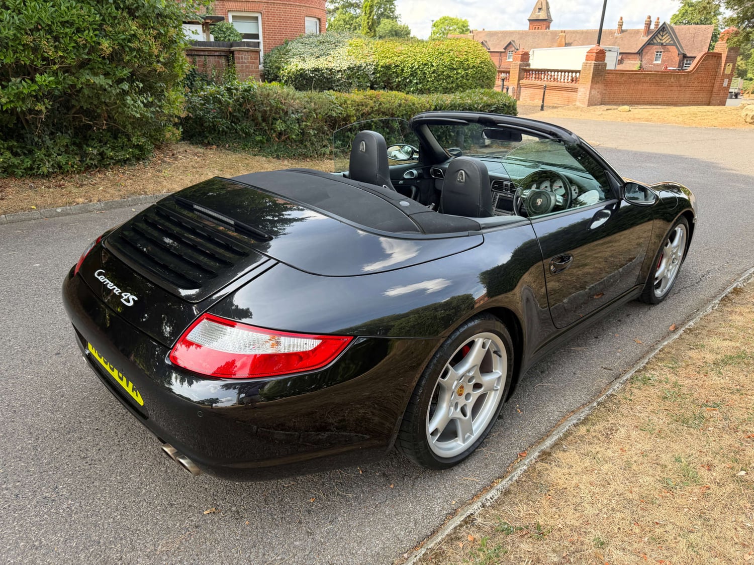 [ berth ]Porsche 911