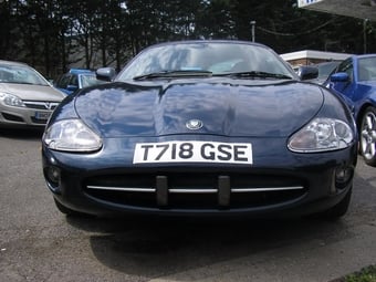 Jaguar XK8 1999