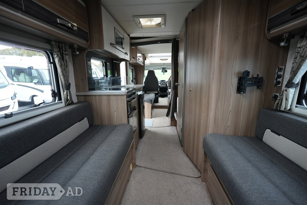 [6 berth ]Bessacarr E496