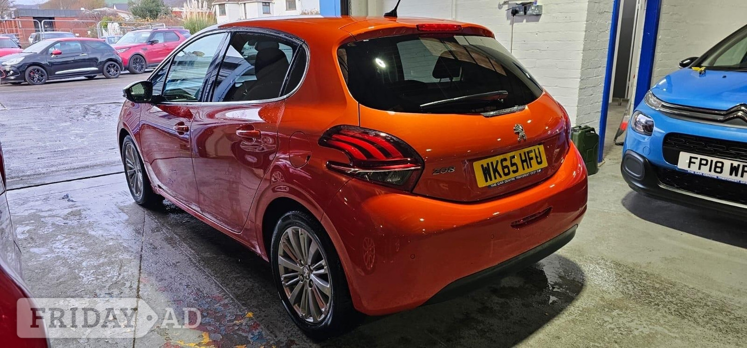 Peugeot 208 2015 - Cars in Pontypridd