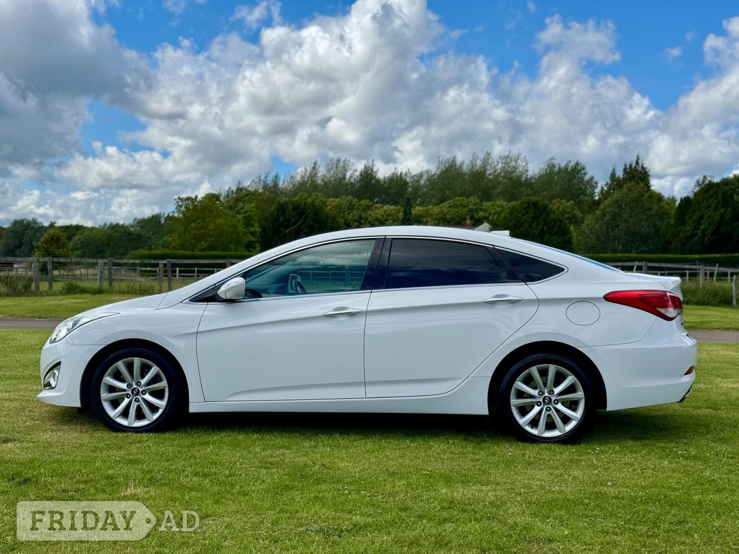 [ berth ]Hyundai i40