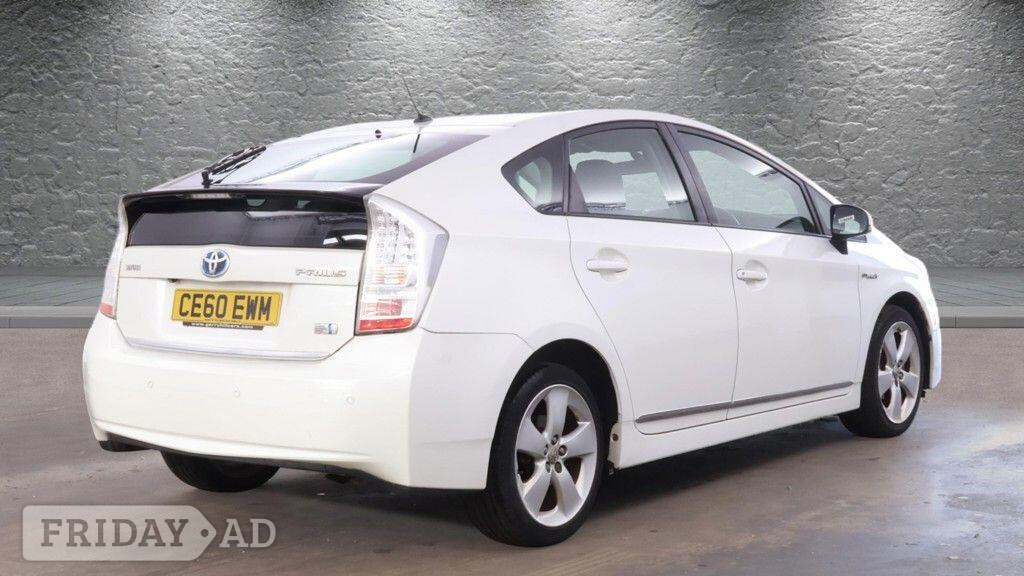Toyota Prius 2010 - Cars