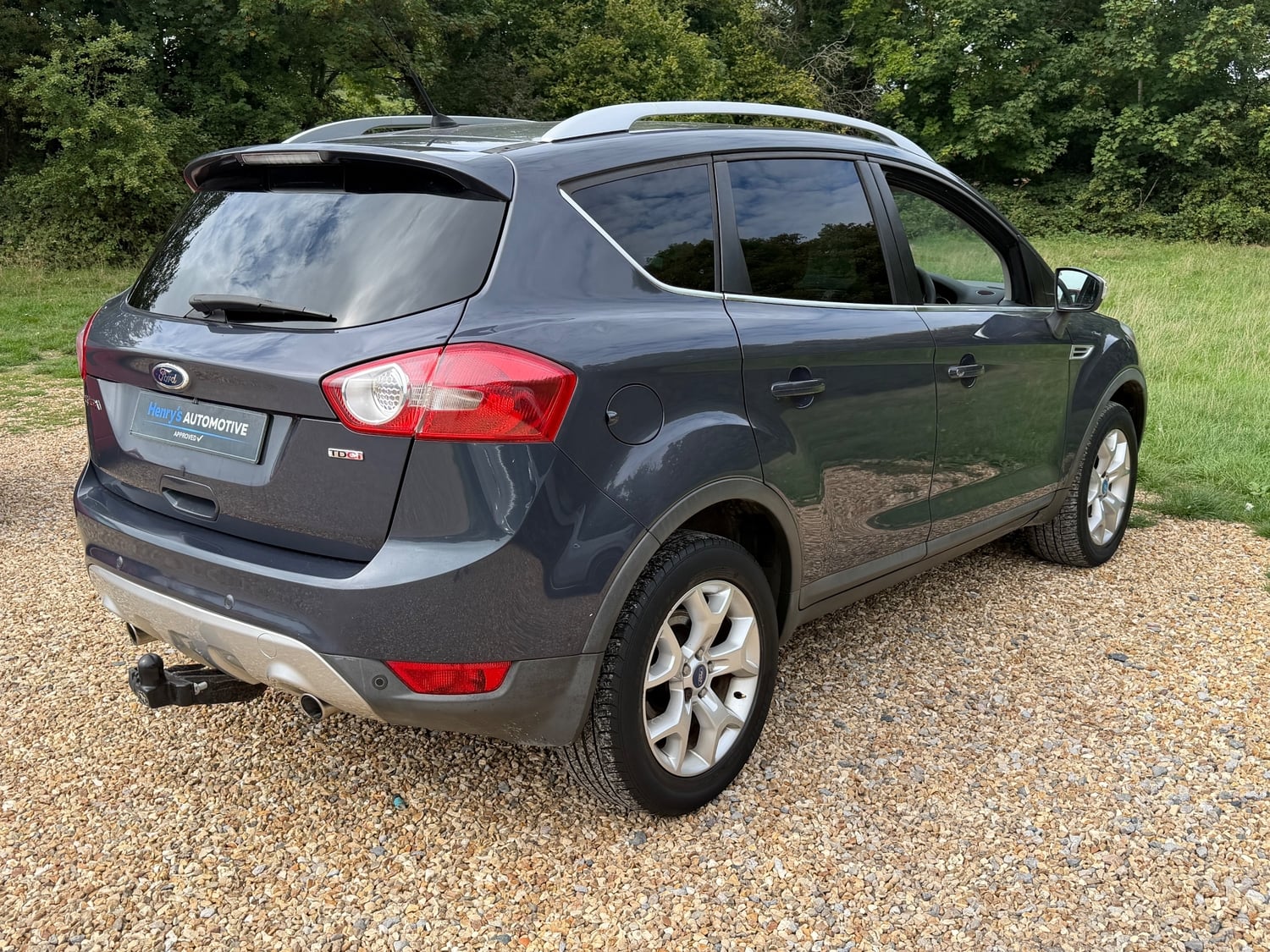 Ford Kuga 2010 - Cars in Newport