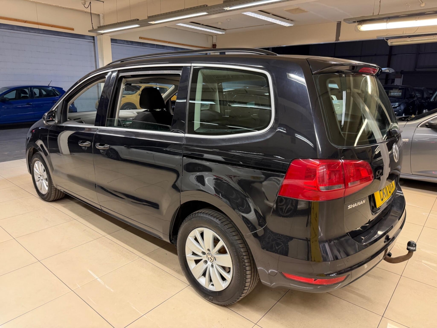Volkswagen Sharan 2011 - Cars