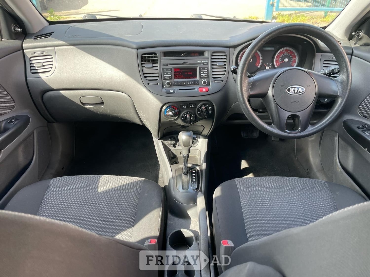 [ berth ]Kia Rio