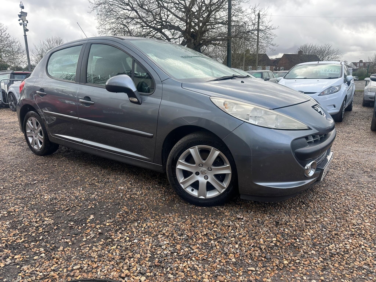 Peugeot 207 2008 - Cars