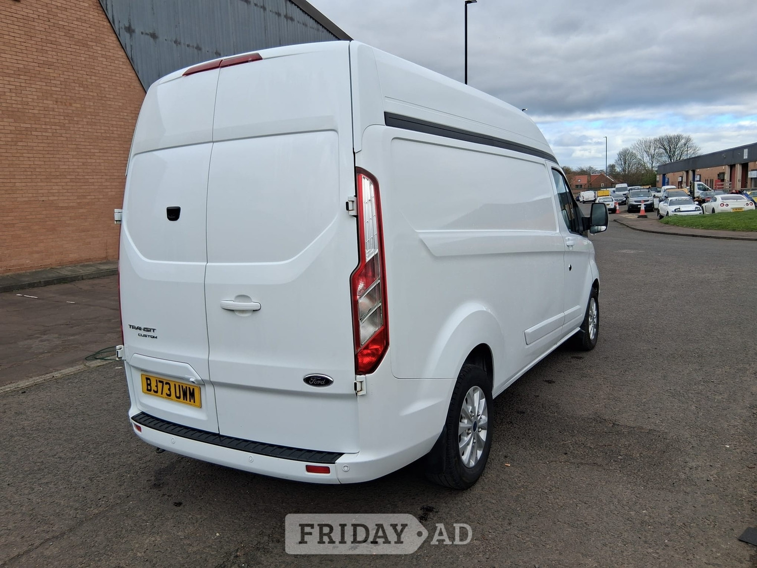 Ford Transit Custom 2023 - Vans & Commercial Vehicles