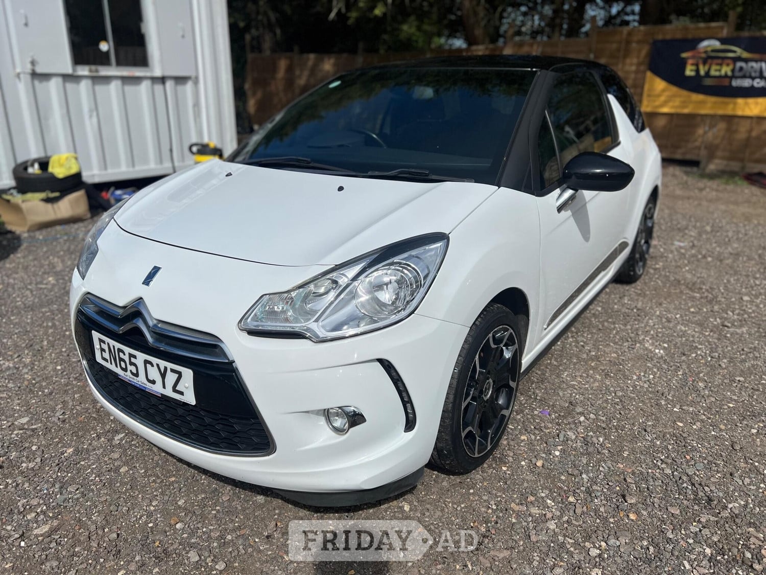 DS DS 3 2015 - Cars