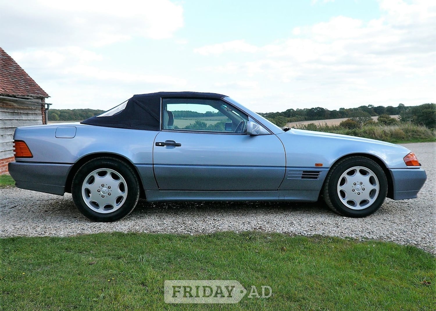 Mercedes-Benz SL Class 1992 - Cars in Reigate