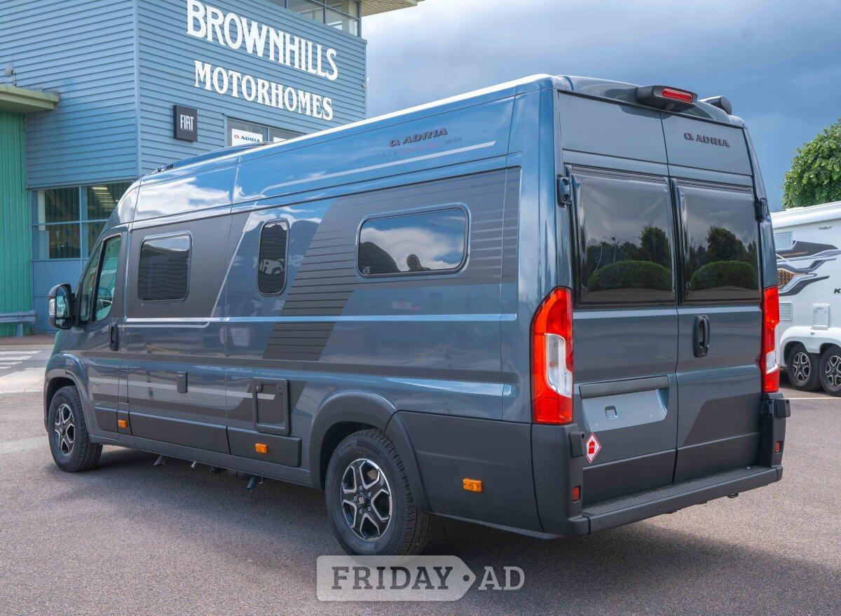[2 berth ]Adria Twin Supreme 640 SGX