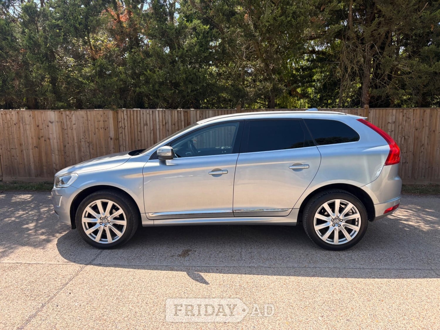 [ berth ]Volvo XC60