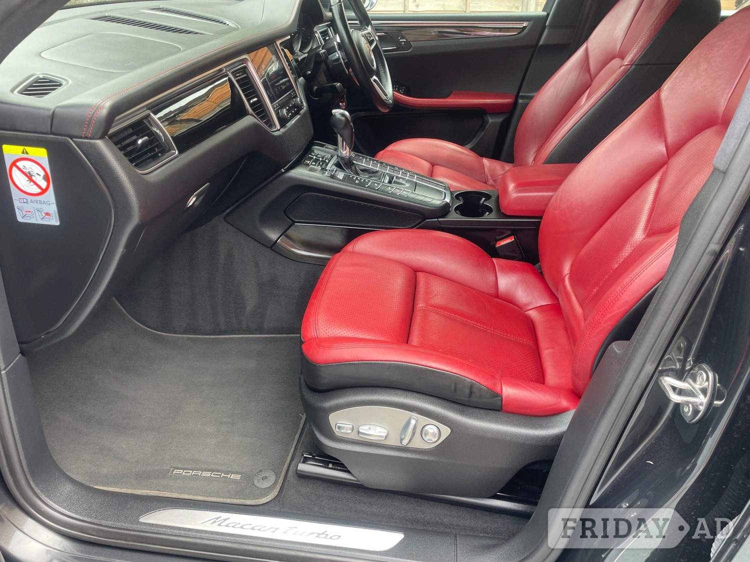 Porsche Macan 2016 - Cars in Hillingdon