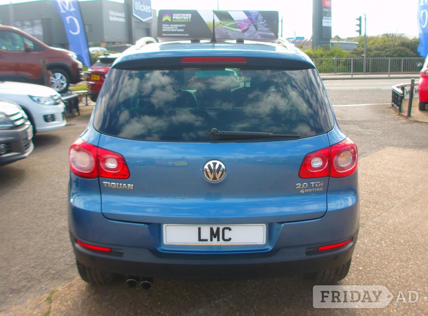Volkswagen Tiguan 2011 - Cars