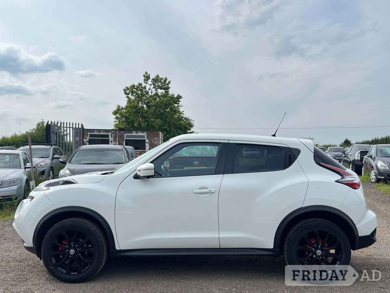 Nissan Juke 2017 - Cars
