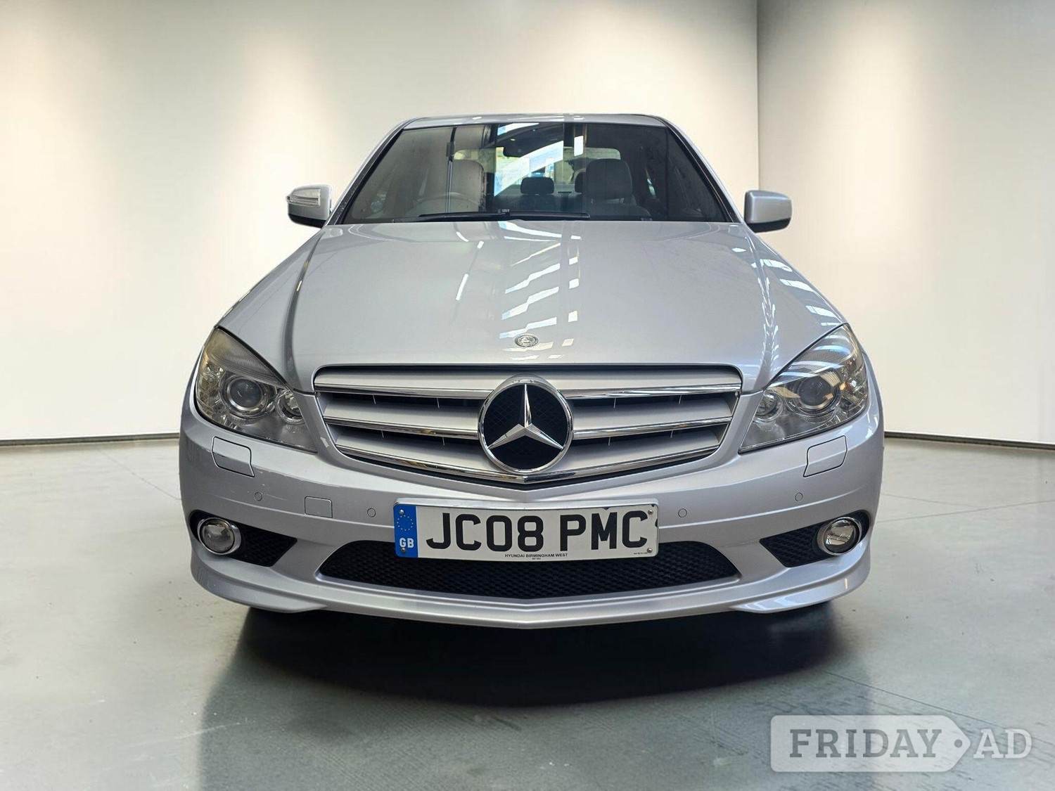 [ berth ]Mercedes-Benz C Class