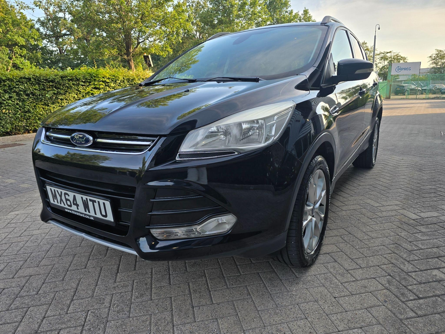[ berth ]Ford Kuga