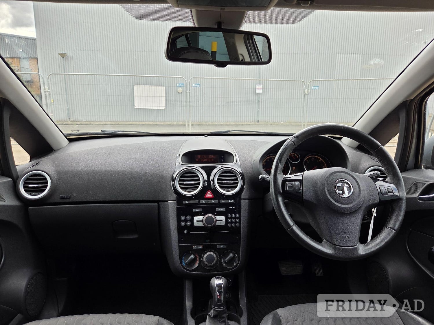 Vauxhall Corsa 2013 - Cars in Slough