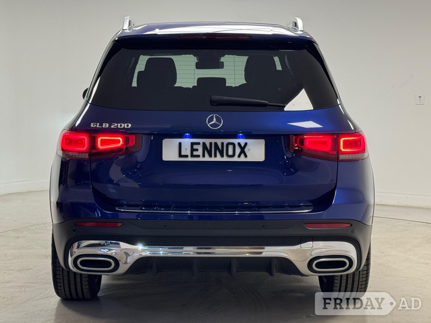 Mercedes-Benz GLB 2023 - Cars
