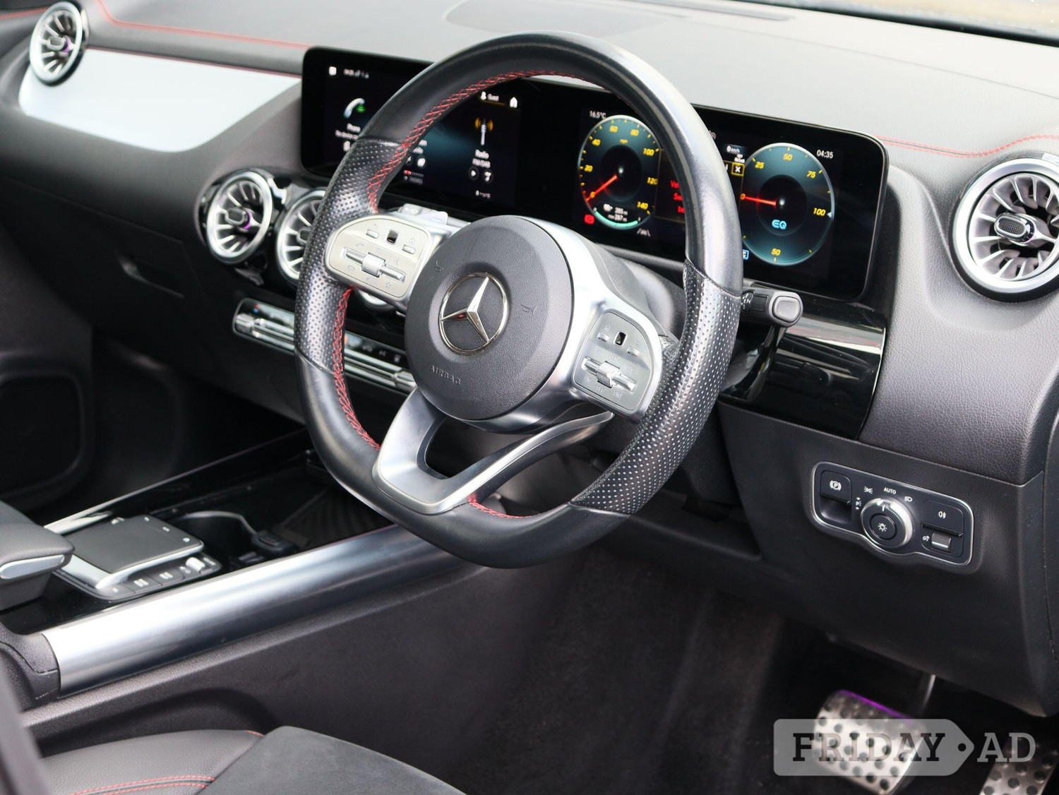 [ berth ]Mercedes-Benz EQA