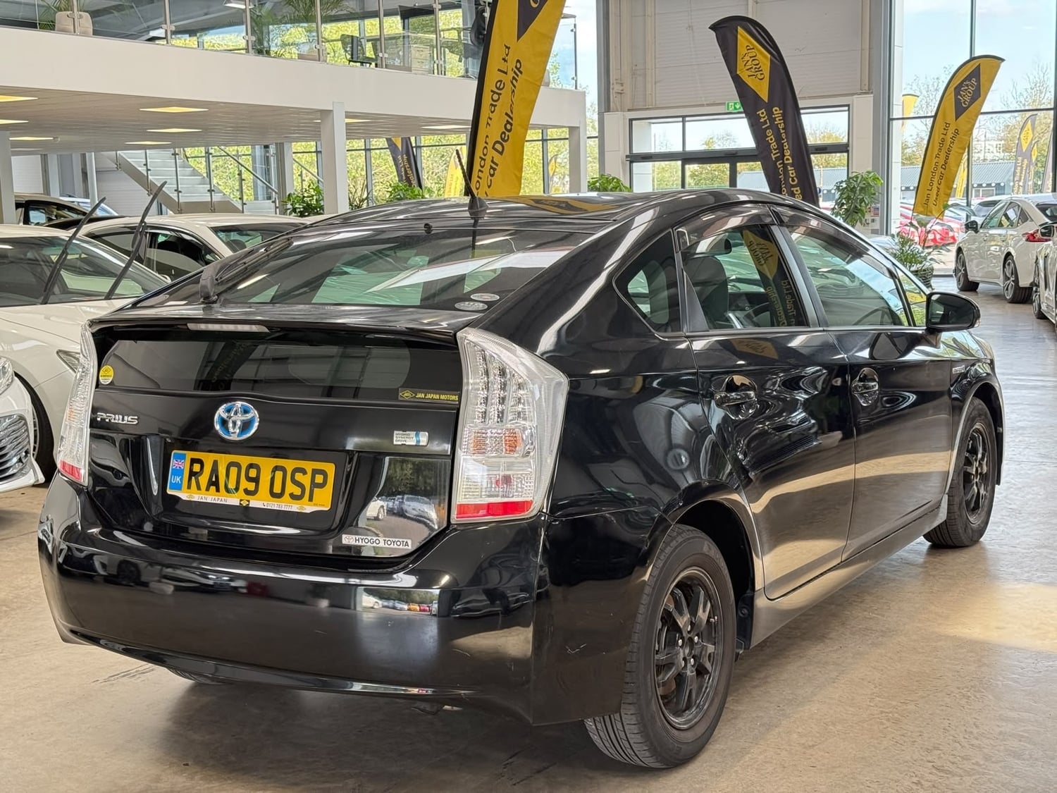 [ berth ]Toyota Prius