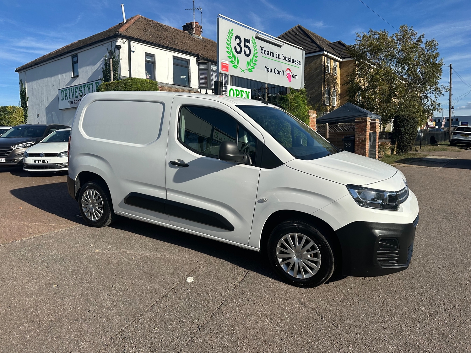 [ berth ]Citroen Berlingo