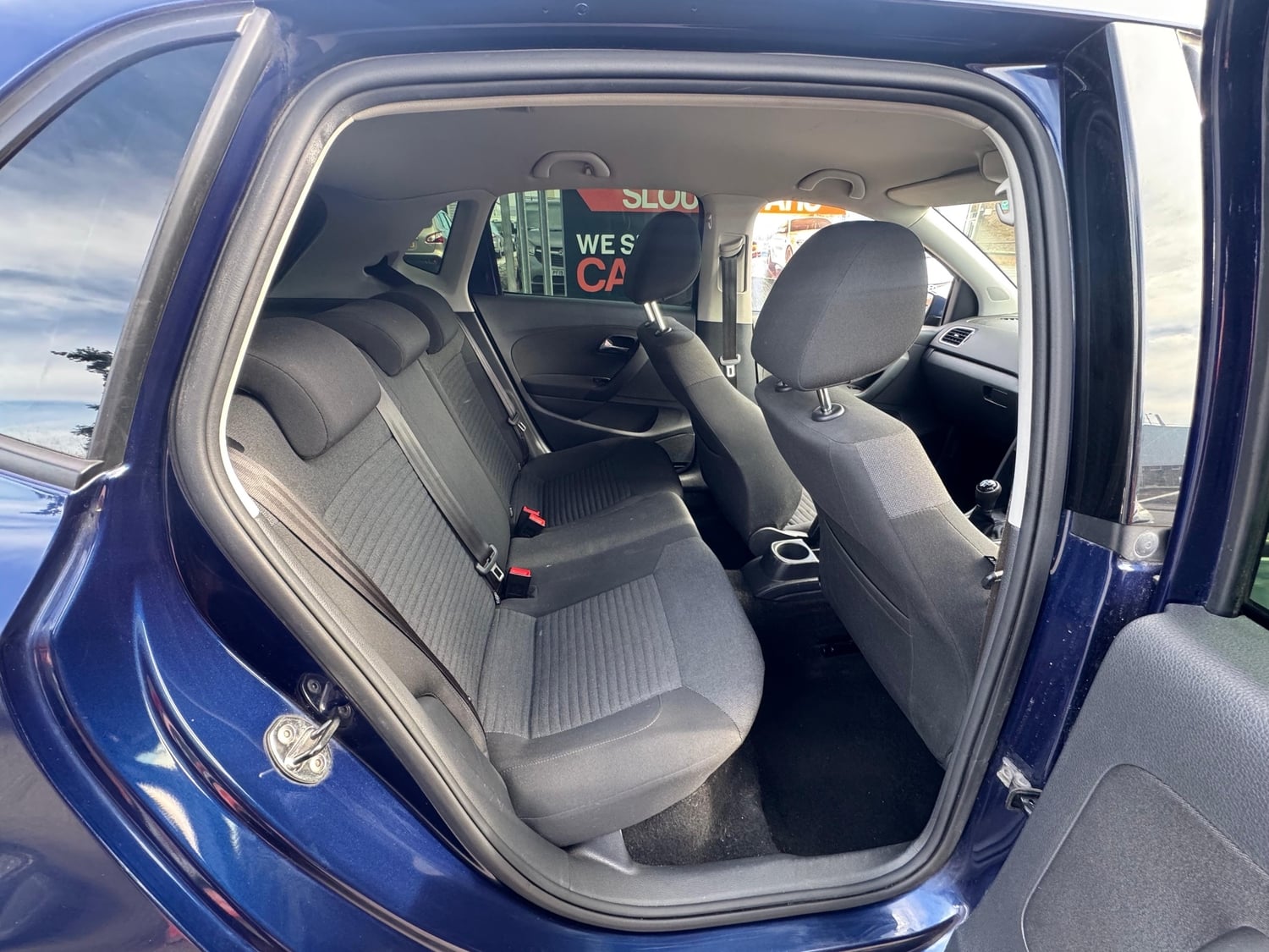 Volkswagen Polo 2013 - Cars