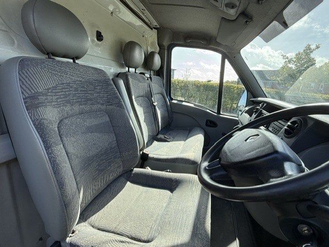 [ berth ]Jms horseboxes Coach build