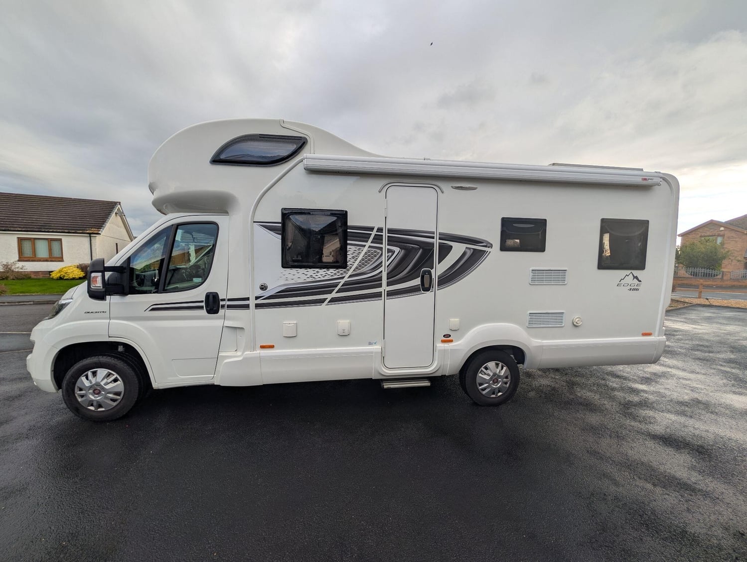 Swift Edge 486 Port Talbot