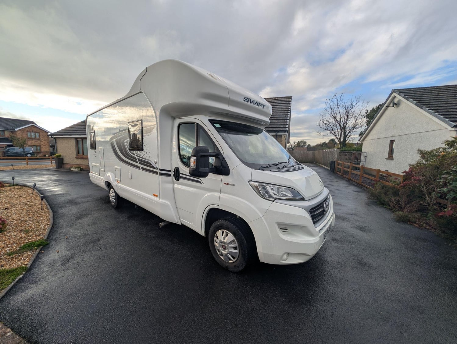 Swift Edge 486 2021 for sale - Motorhomes & Caravans in Port Talbot