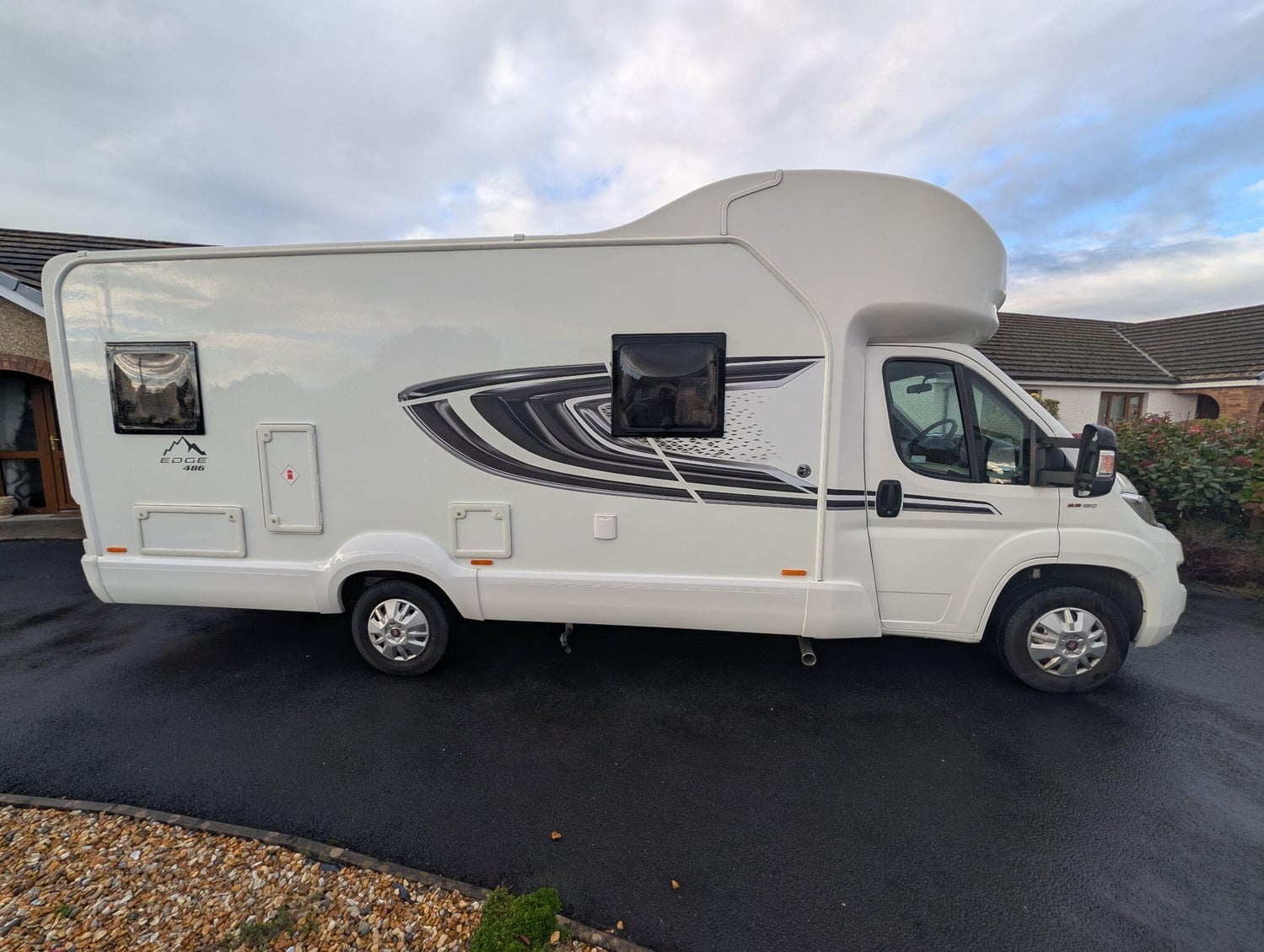 Swift Edge 486 2021 for sale - Motorhomes & Caravans