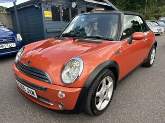 Mini Convertible 2006