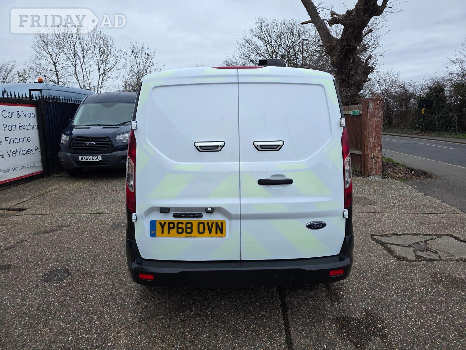 Ford Transit Connect 2018 - Vans & Commercial Vehicles in Hounslow
