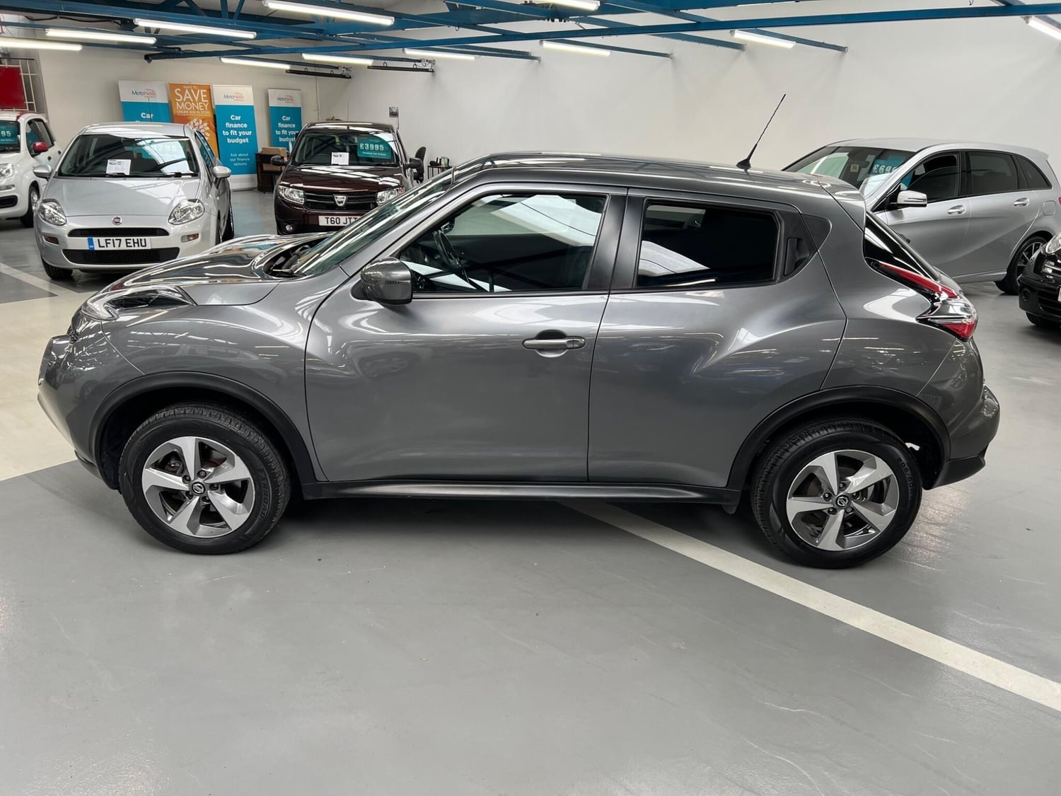 Nissan Juke 2019 - Cars