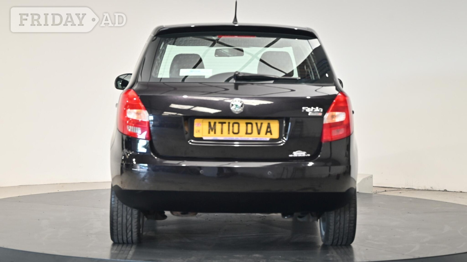 Skoda Fabia 2010 - Cars