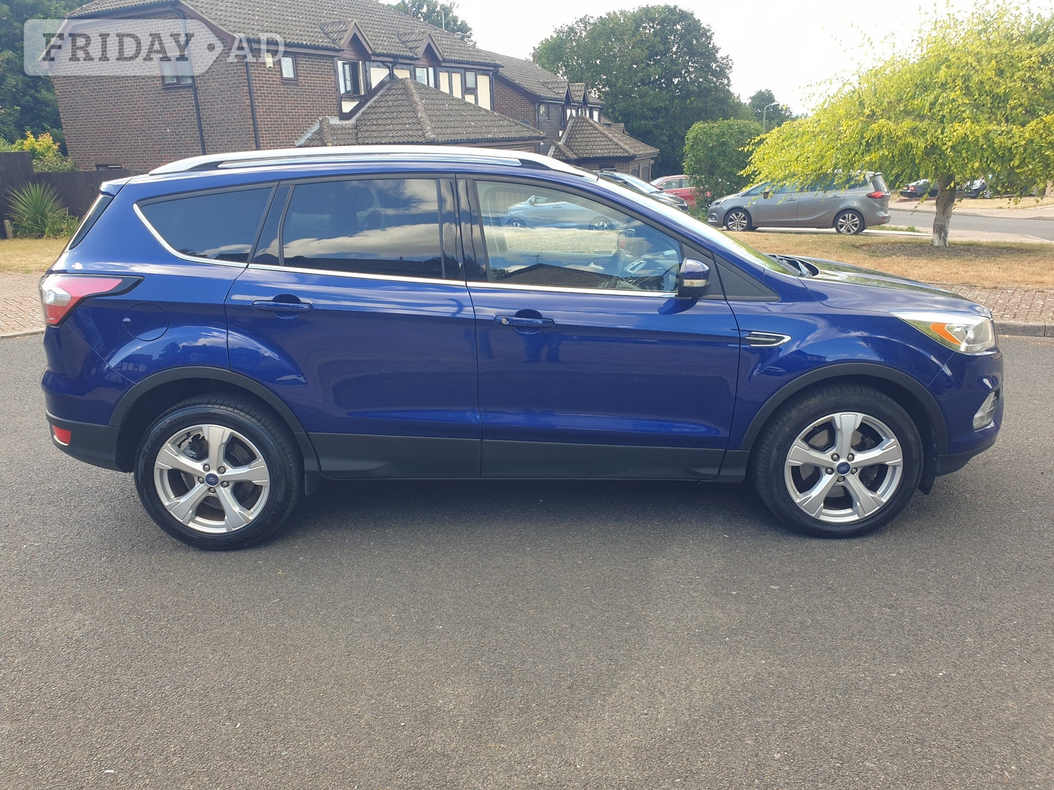 [ berth ]Ford Kuga