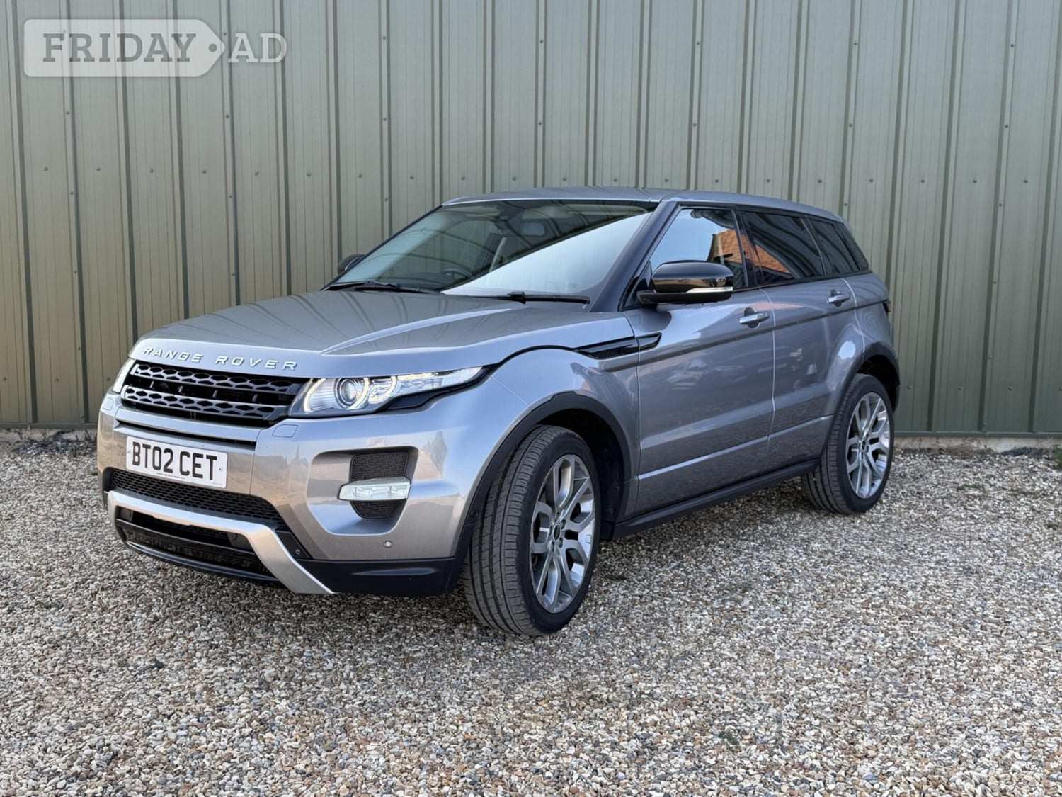 [ berth ]Land Rover Range Rover Evoque