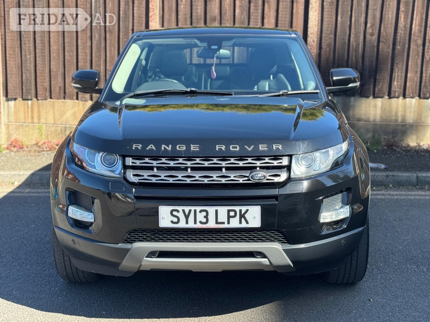 [ berth ]Land Rover Range Rover Evoque