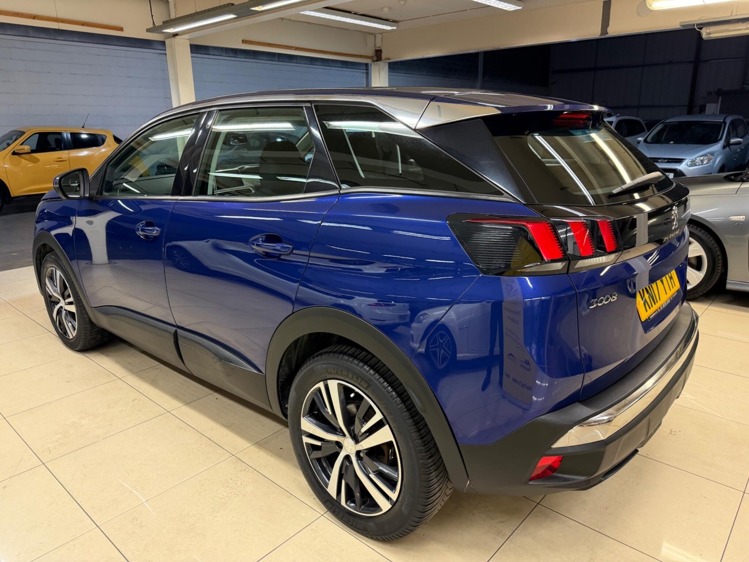 Peugeot 3008 2017 - Cars