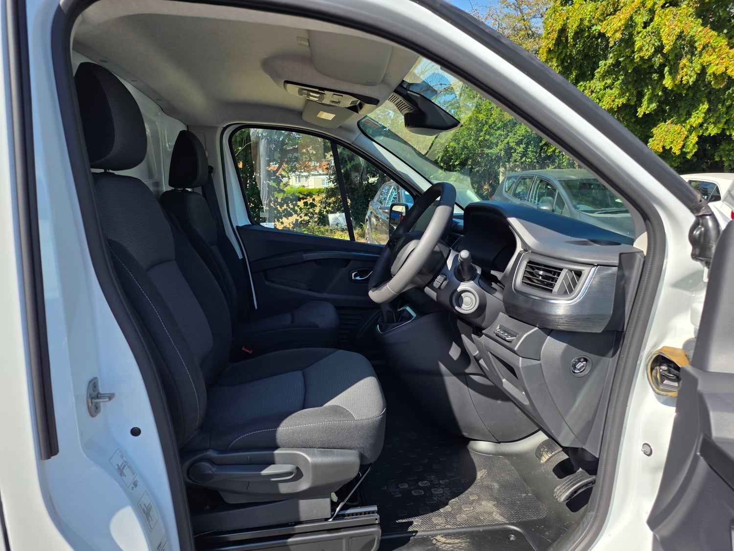 Renault Trafic 2025 - Vans & Commercial Vehicles in Waterlooville